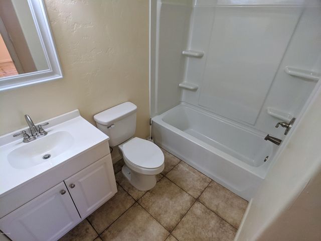 1343 W Alameda Street, Tucson, AZ 85745