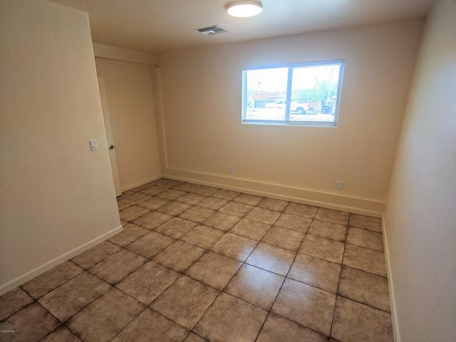 1343 W Alameda Street, Tucson, AZ 85745