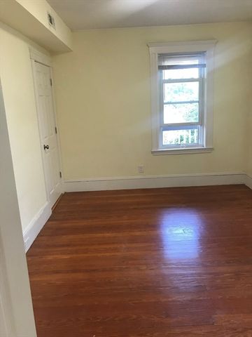 65 Conwell Avenue 3, Somerville, MA 02144