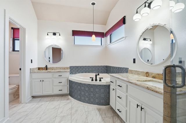 873 Canyon Creek Lane, Weatherford, TX 76087