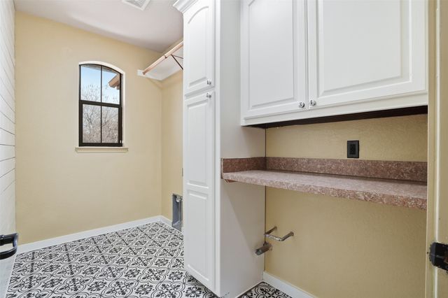 873 Canyon Creek Lane, Weatherford, TX 76087