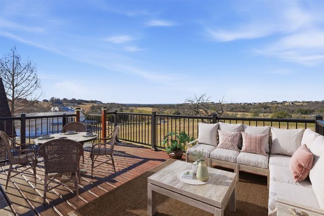 873 Canyon Creek Lane, Weatherford, TX 76087