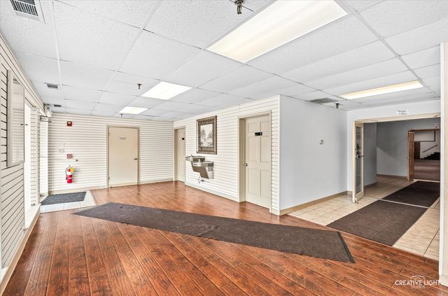 2701 W Jefferson Street, Joliet, IL 60435