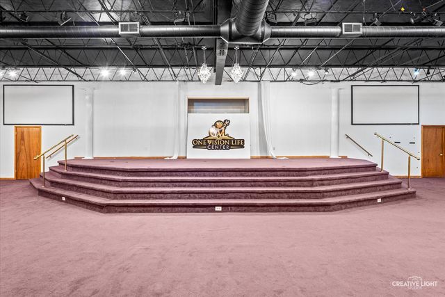 2701 W Jefferson Street, Joliet, IL 60435