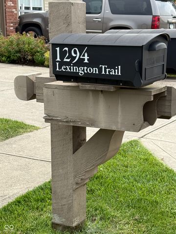 1294 Lexington Trail, Greenfield, IN 46140
