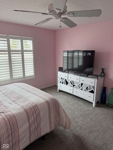 1294 Lexington Trail, Greenfield, IN 46140