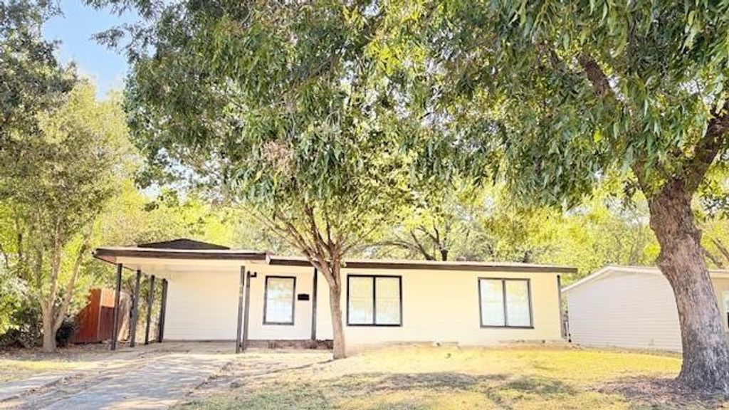 616 Wilkinson Drive, Mesquite, TX 75149