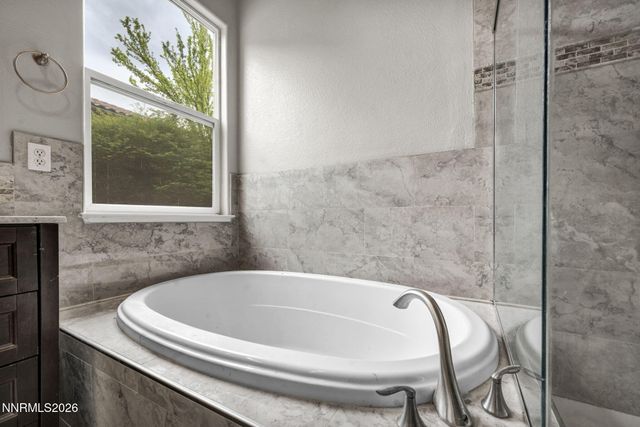 2426 Firenze Drive, Sparks, NV 89434