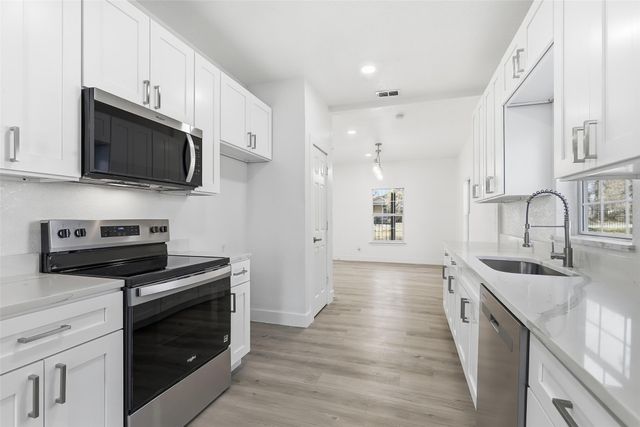 2741 Meaders Avenue, Fort Worth, TX 76112