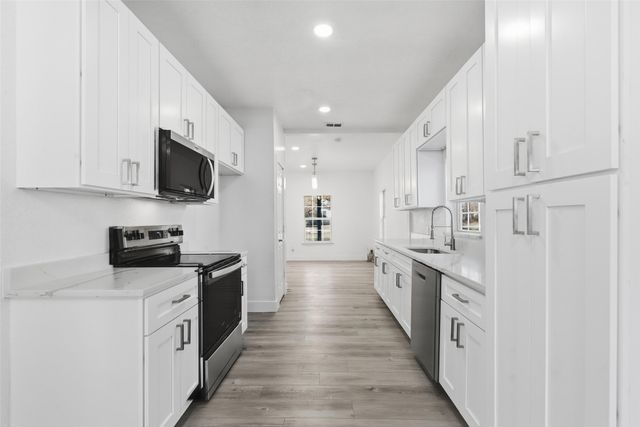 2741 Meaders Avenue, Fort Worth, TX 76112