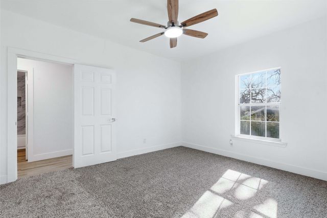 2741 Meaders Avenue, Fort Worth, TX 76112