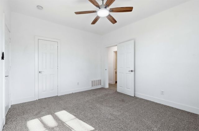 2741 Meaders Avenue, Fort Worth, TX 76112