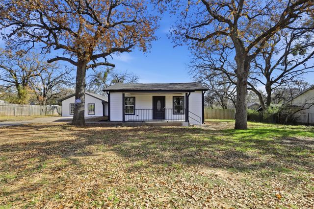 2741 Meaders Avenue, Fort Worth, TX 76112