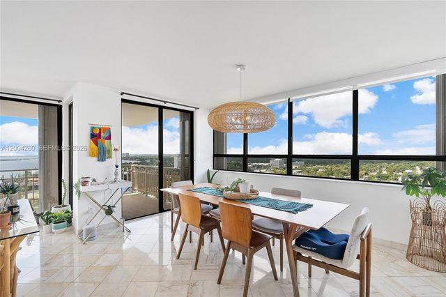 11113 Biscayne Blvd 2051, Miami, FL 33181
