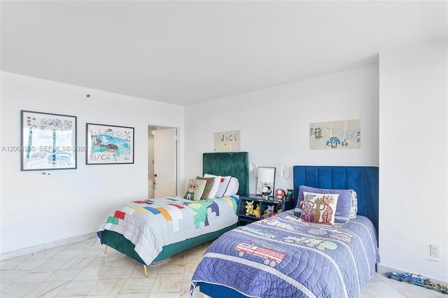 11113 Biscayne Blvd 2051, Miami, FL 33181