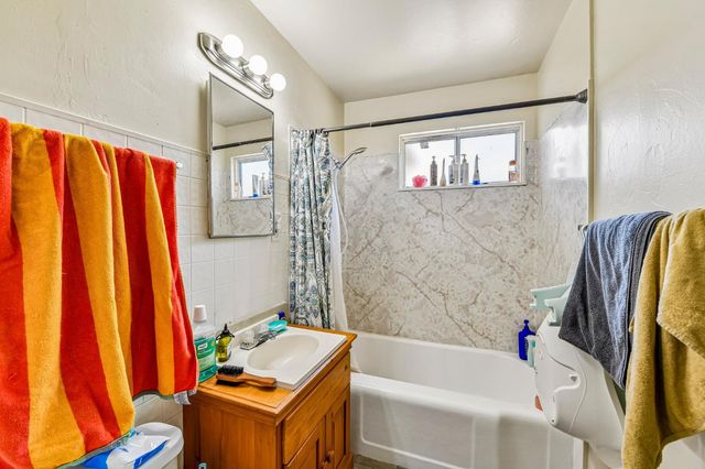 851 Greenwood Ave, West Sacramento, CA 95605