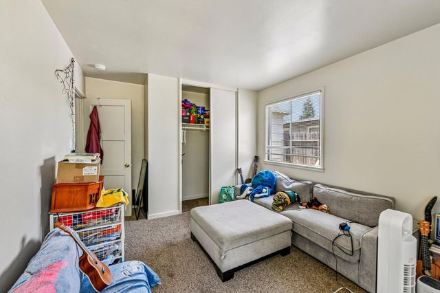 851 Greenwood Ave, West Sacramento, CA 95605