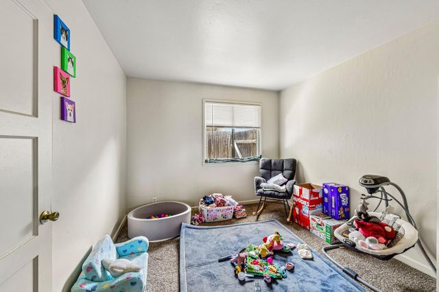 851 Greenwood Ave, West Sacramento, CA 95605