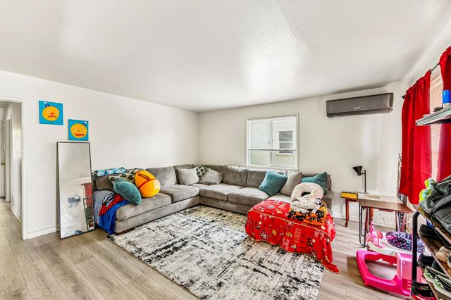851 Greenwood Ave, West Sacramento, CA 95605