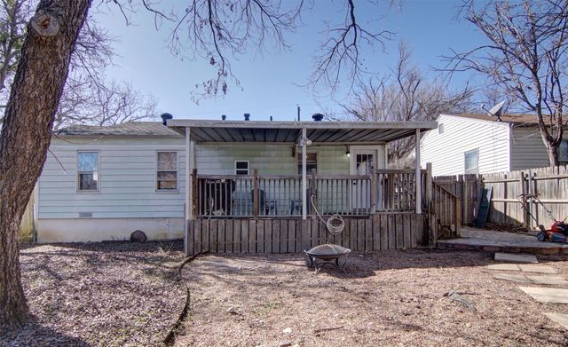 813 S Lamar Street, Weatherford, TX 76086