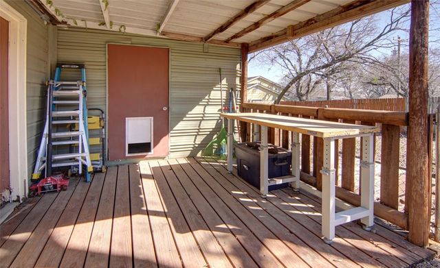 813 S Lamar Street, Weatherford, TX 76086