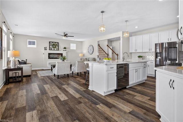 609 Shasta DR, Chesapeake, VA 23320