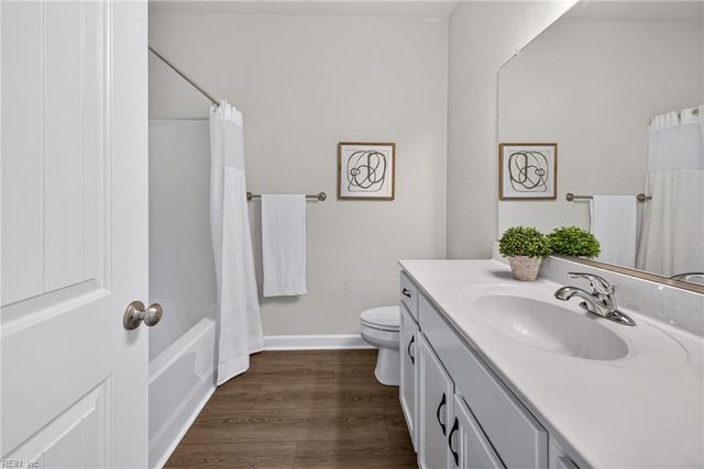609 Shasta DR, Chesapeake, VA 23320