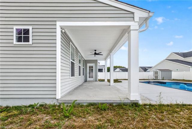 609 Shasta DR, Chesapeake, VA 23320