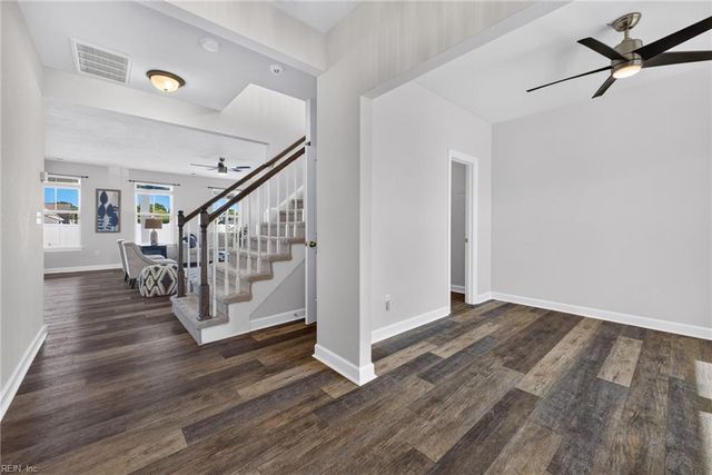609 Shasta DR, Chesapeake, VA 23320