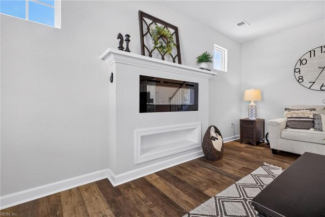 609 Shasta DR, Chesapeake, VA 23320