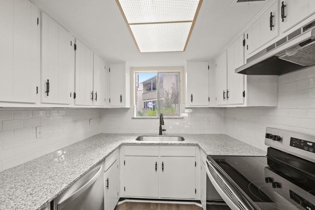 5005 Georgi Lane 73, Houston, TX 77092