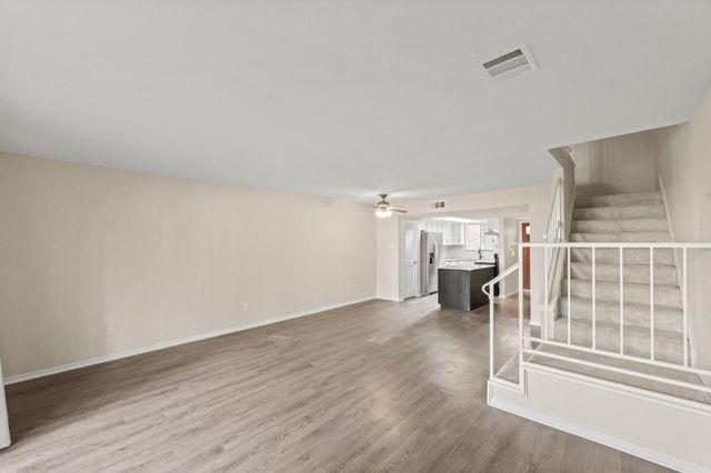 5005 Georgi Lane 73, Houston, TX 77092