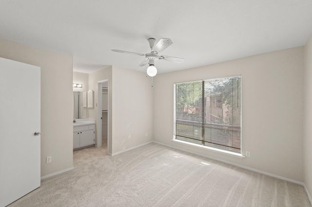 5005 Georgi Lane 73, Houston, TX 77092