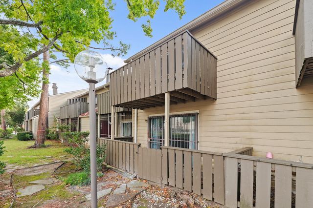 5005 Georgi Lane 73, Houston, TX 77092