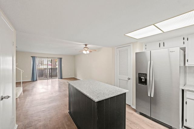 5005 Georgi Lane 73, Houston, TX 77092