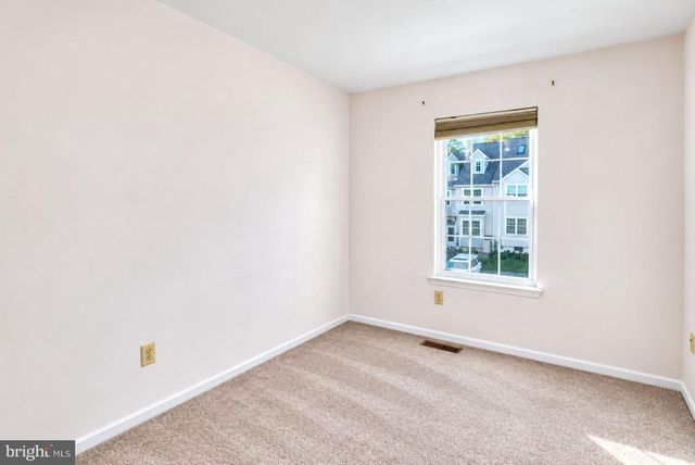 102 POPLAR CT, Collegeville, PA 19426
