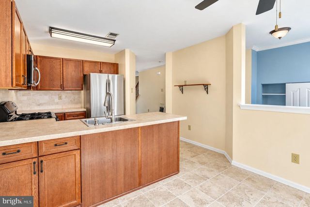 102 POPLAR CT, Collegeville, PA 19426