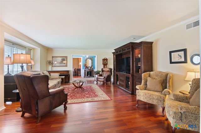 2000 N 15th Street, Temple, TX 76501