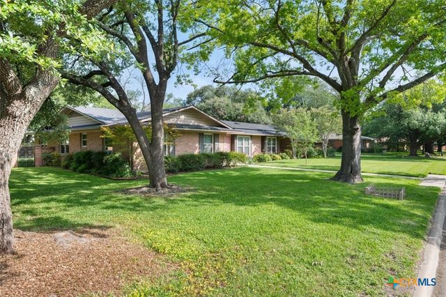 2000 N 15th Street, Temple, TX 76501