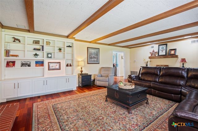 2000 N 15th Street, Temple, TX 76501
