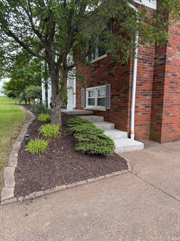 2706 Meadow Lark Lane, Evansville, IN 47720