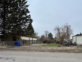 128 S P St., Livingston, MT 59047