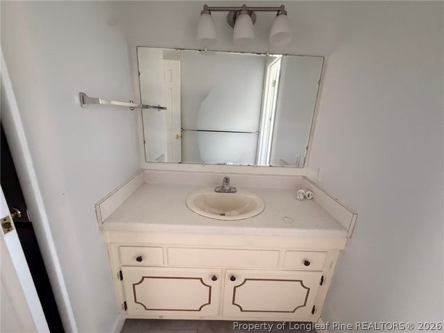 575 Veterans Road, St Pauls, NC 28384