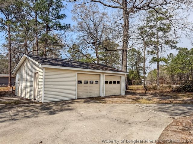 575 Veterans Road, St Pauls, NC 28384