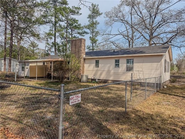 575 Veterans Road, St Pauls, NC 28384