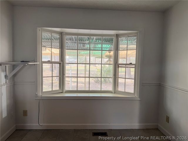 575 Veterans Road, St Pauls, NC 28384