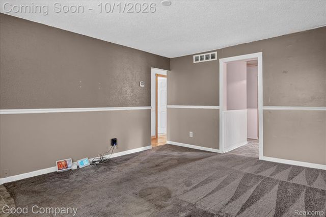 4176 Kingston Street, Dearborn Heights, MI 48125