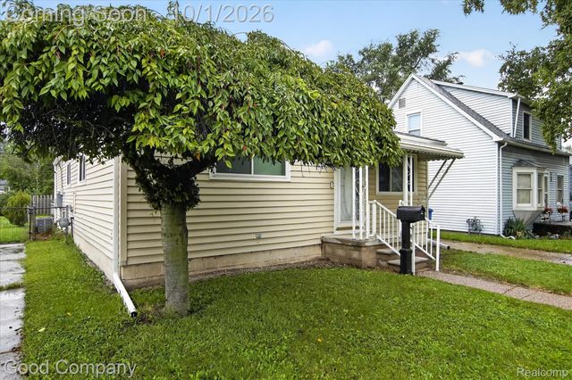4176 Kingston Street, Dearborn Heights, MI 48125