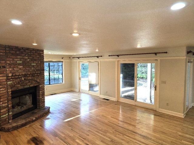 531 Aurora Place, Redding, CA 96001