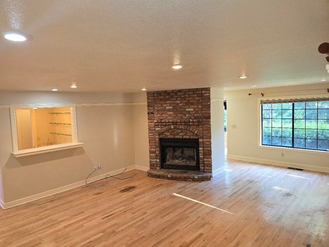 531 Aurora Place, Redding, CA 96001